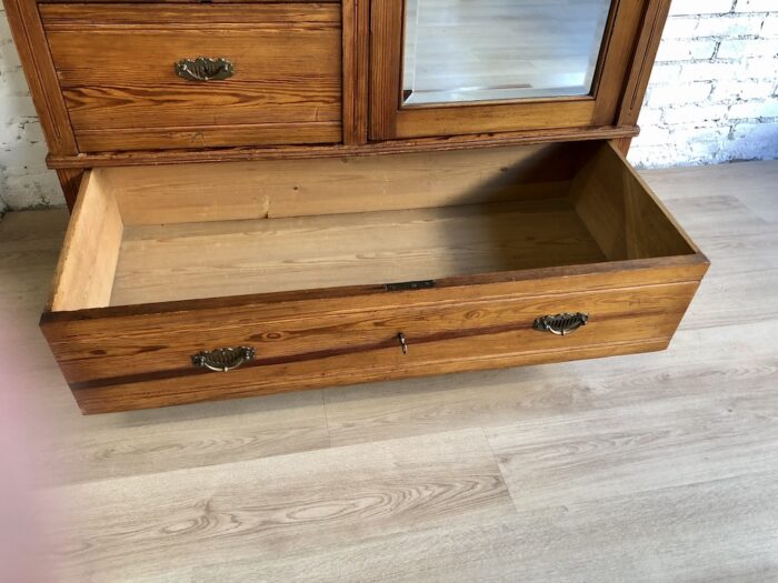 Kledingkast art deco drie lades drie planken roede vitrine - Image 7