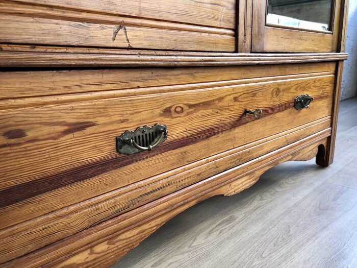 Kledingkast art deco drie lades drie planken roede vitrine - Image 17