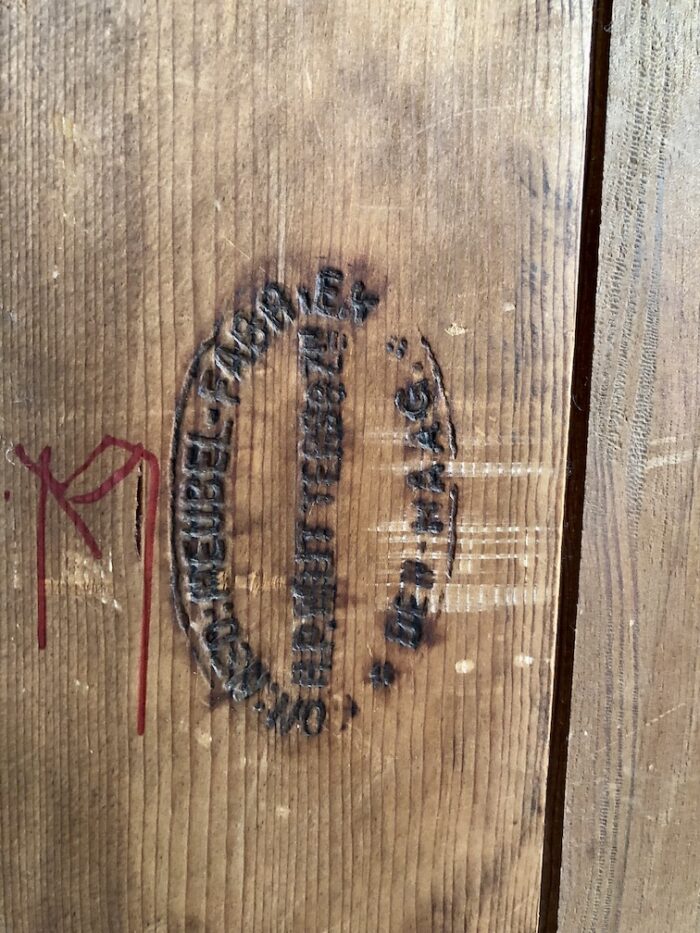Kledingkast art deco drie lades drie planken roede vitrine - Image 25